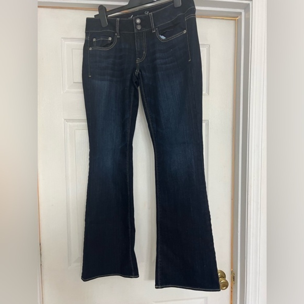American Eagle Jeans, size 6, Excellent Like New Condition